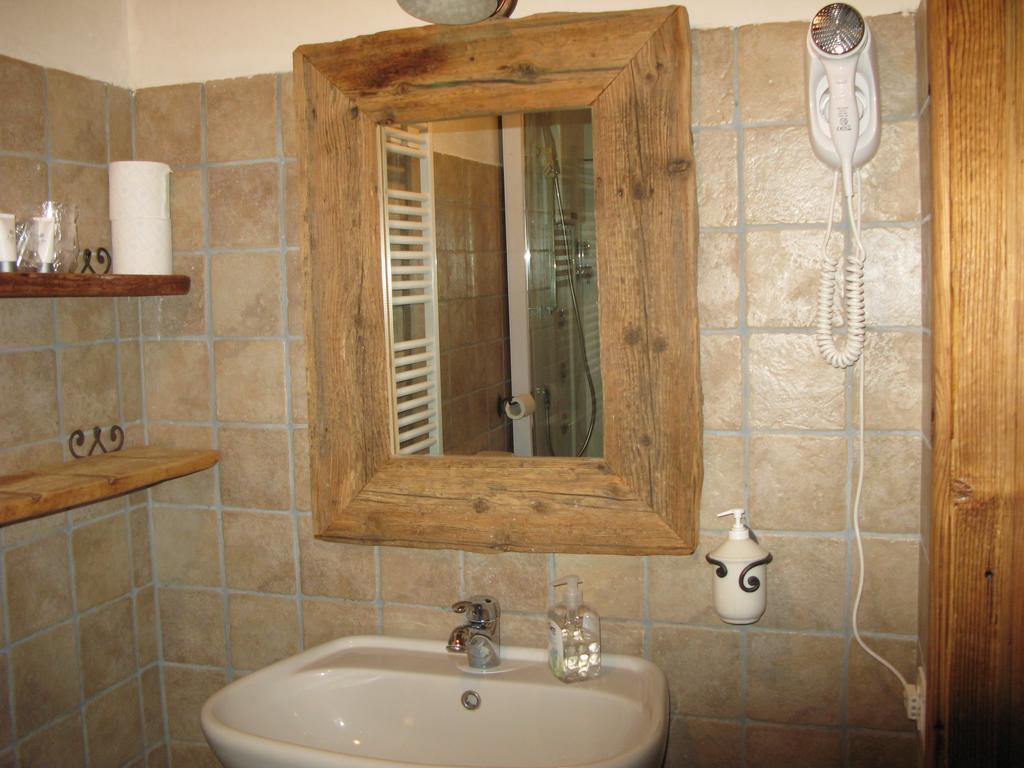 Agriturismo Barba Gust 세사나토리니즈 외부 사진